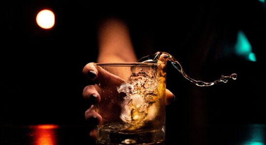 riscos de misturar álcool e venvanse - farmácia medicom